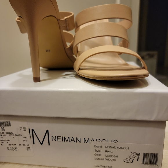 Neimans Heels - Picture 2 of 2